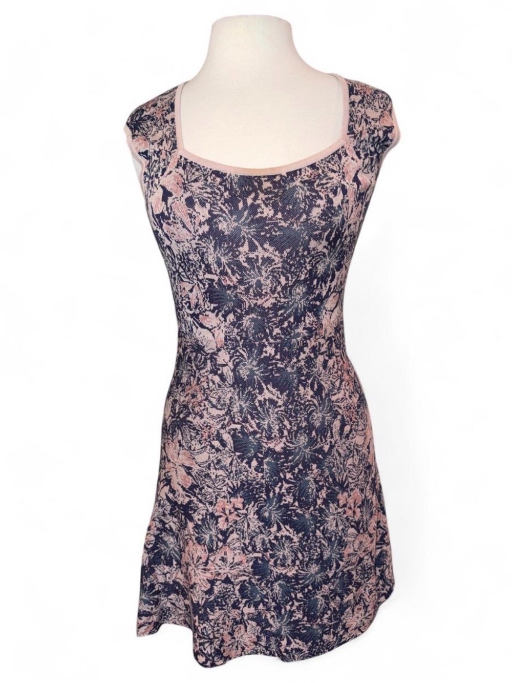 BCBGMAXAZRIA Pink and Navy blue floral silk cotton knit A-Line dress size Medium